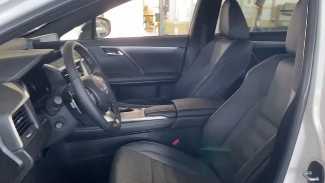 Видеопрезентация автомобиля Lexus RX300