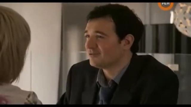 АКТЕР АЛЕКСАНДР АРЕФЬЕВ (роль - официант)