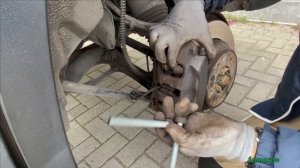 Замена колодок VW Touareg NF / FL  Полная версия / Подробно и занудно