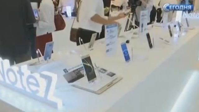 Samsung призывает владельцев выключить смартфоны Galaxy Note 7 смотреть онлайн