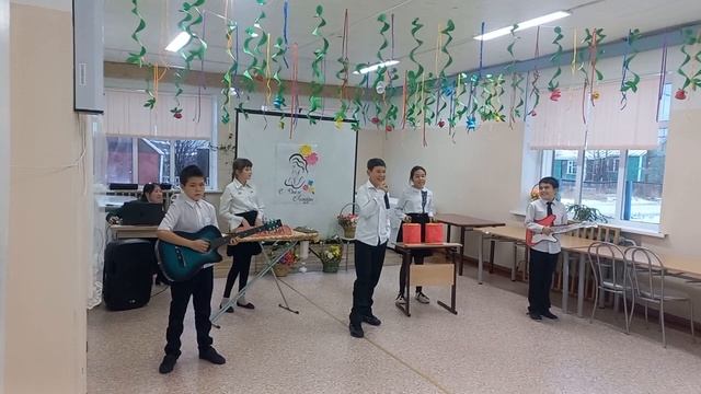 Выступление ко Дню Матери ?