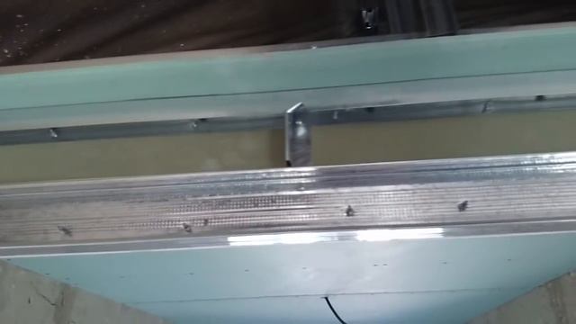 мансарда, потолок с углами. Монтаж гипсокартона на мансарде. смотреть онлайн