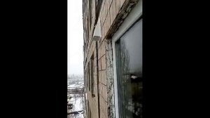 Вывод кухонной вытяжки на улицу в панельном доме. Монтаж вентиляционного козырька.