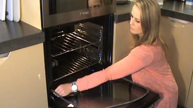 How to Replace a Hotpoint Oven Door Seal смотреть онлайн