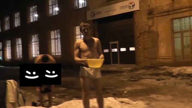 Прикол. Обливание холодной водой в FabLab смотреть онлайн