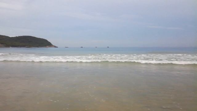 Evening Bai Dai beach in October смотреть онлайн