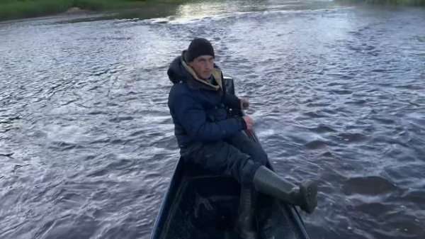 Лодка ПНД для малых северных рек. Испытание по мелководью.