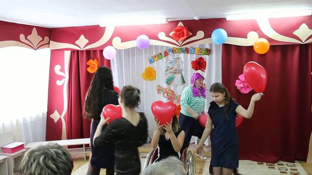 Центр дневного пребывания 8 марта 2019 смотреть онлайн