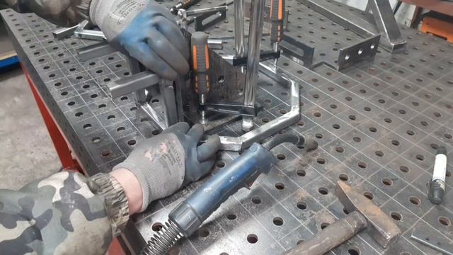 ЗАРАБОТАЛ на сварке, за 3 часа 5000р. || Earn money from welding смотреть онлайн