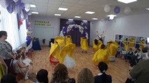 Танец с крыльями выпускной 2019