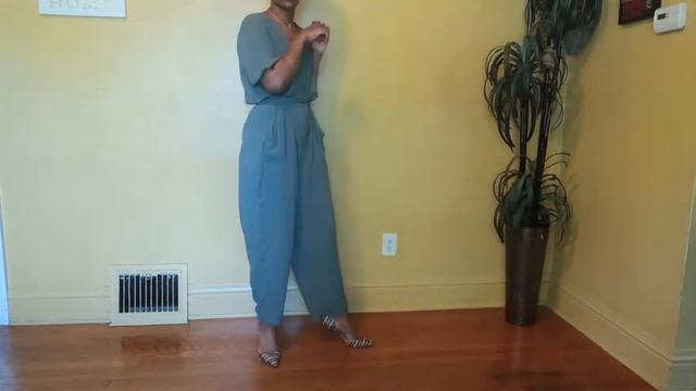 The Jumpsuit: Casual, Dressy, & Comfortable смотреть онлайн