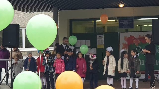 VLOG Желания детей первый день в школе первый класс считает тихий школа 149 смотрите описание смотреть онлайн