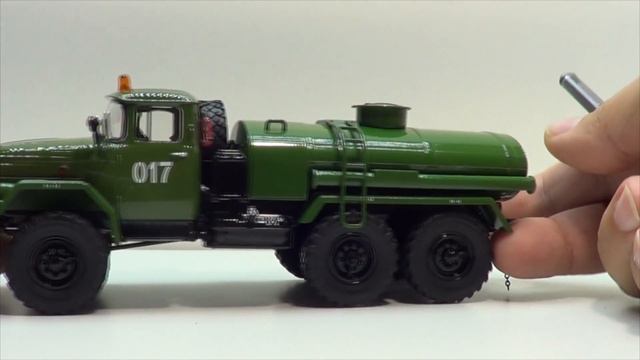 Обзор модели АЦ-4,0 на базе ЗиЛ131 SSM