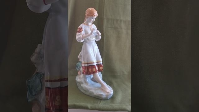 ГАДАНИЕ НА РОМАШКЕ. смотреть онлайн