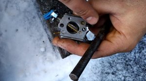 Ремонт Partner 350.Удаление ускорительного насоса (как убрать ускорительный насос бензопилы)