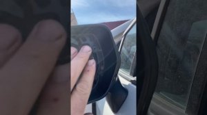 Тойота Королла е210 2021 год . Снятие накладки зеркала заднего вида .