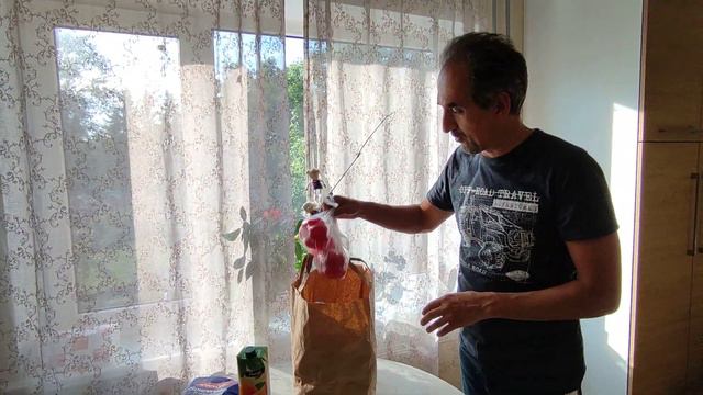 Что едят простые люди в Эстонии. Магазин MAXIMA, 22 евро смотреть онлайн