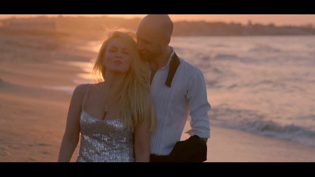 Азалия Зиннат - Жаныкаем / Azaliya Zinnat - Janikaem (Премьера клипа, 2018) смотреть онлайн