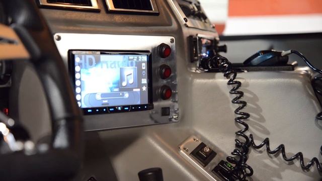 1998 AM General Hummer смотреть онлайн