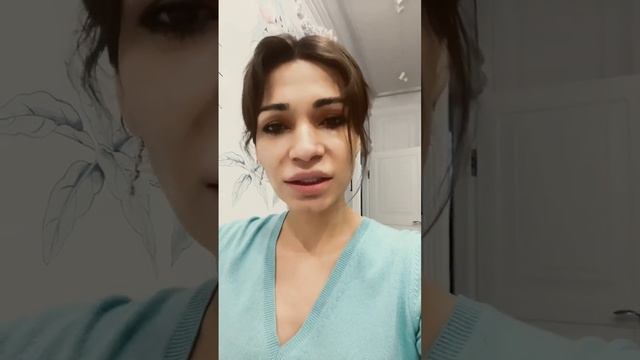 НИКОГДА НЕ СТАВЬТЕ ЗЕРКАЛО НАПРОТИВ ВХОДНОЙ ДВЕРИ! #зеркало #исполнениежеланий #magiclife #феншуй смотреть онлайн