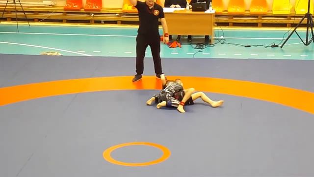 Арсений первый бой грэпплинг смотреть онлайн