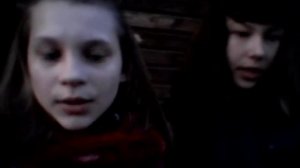 Поём  песню " Нас замыкали берега "