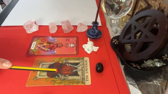 🧿💫Что означает Старший Аркан Таро- 4 Император?Какие энергии нам несет? Таро с Нуля!💫🧿 смотреть онлайн