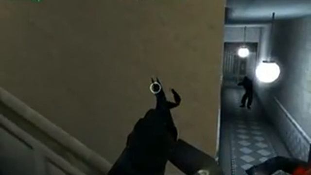 Hitman Codename 47 - The Setup - SWAT squad slaughter смотреть онлайн