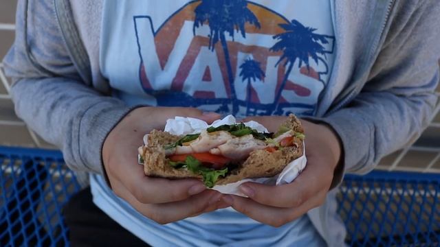 "An Anomaly" (A Red Pill Productions Short) смотреть онлайн