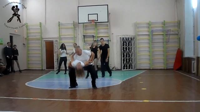 Акробатика и поддержки в танце смотреть онлайн