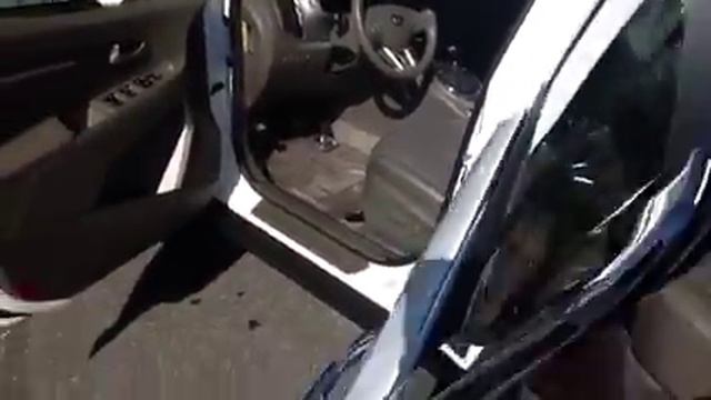 2011 Kia Sportage AWD 4dr EX -BROADWAY FORD смотреть онлайн