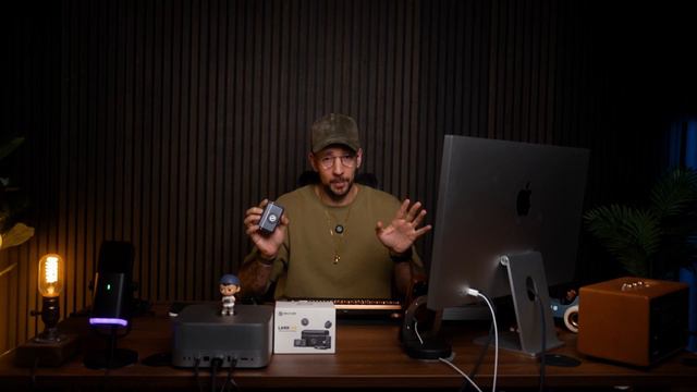 Hollyland Lark M2 Wireless Mic Review ( Best microphone for creators ! ) смотреть онлайн