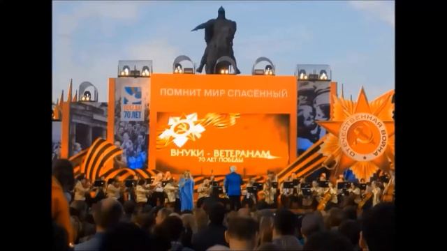 С ПРАЗДНИКОМ ОКТЯБРЯ смотреть онлайн