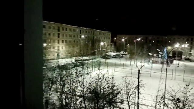 Работа вахтовым методом, вид из окна комнаты где мы живём, шикарный вид смотреть онлайн