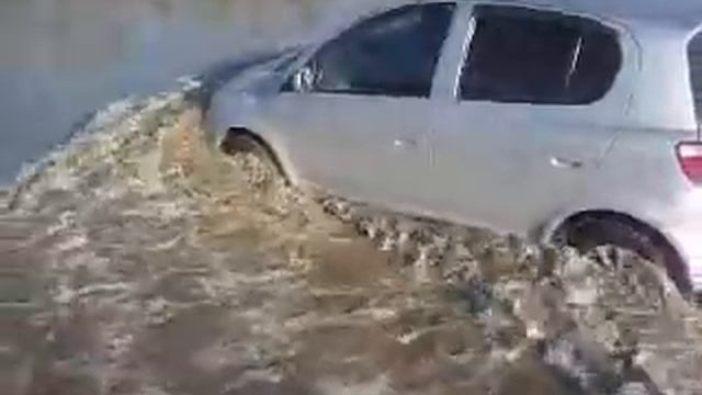 toyota vitz смотреть онлайн