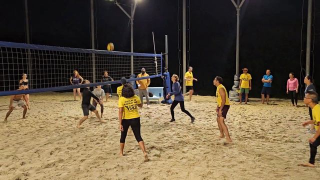 (Daisy)Beach Bunnies ⛱️ (1)(Sports Grey)rebels 😈 (2) смотреть онлайн