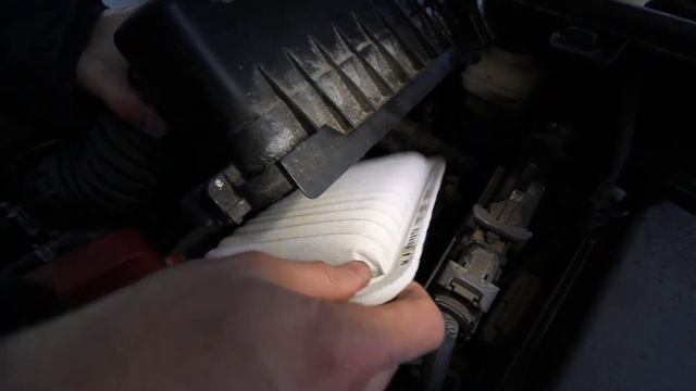 Corolla Engine Air Filter Replacement, Toyota Corolla 2014, 2015, 2016, 2017, 2018 смотреть онлайн