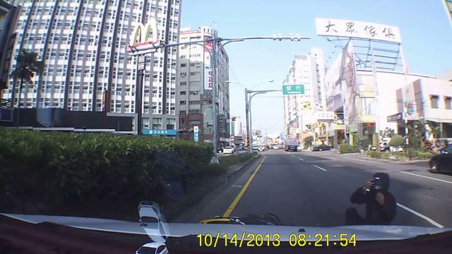 Китайцам тоже лень смотреть в зеркала