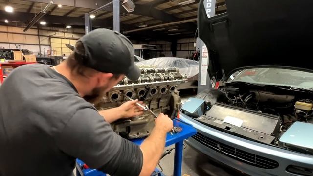 More LOOSE parts!!! I'm SHOCKED!!! Lucky Hoovie!!! 1994 Ferrari 456GT V12 Engine смотреть онлайн