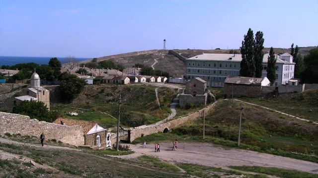 Россия, Крым, Феодосия, Генуэзская крепость. смотреть онлайн