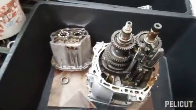 разбираю очерндную кпп м-2141 из Волгограда. смотреть онлайн