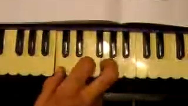 Баджагу ре мана. Аккорды гармошка бхаджан. Chords bhajan harmonium tutorial Bhajahu Re Mana смотреть онлайн