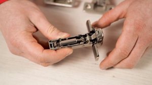 Виды мебельных петель.  Как выбрать мебельную петлю.   AKSбука мебельщика.