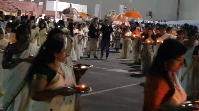 The World’s Largest Fresh Flower Carpet – a Guinness World Record смотреть онлайн