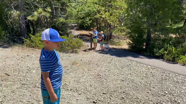 Путешествие в горы на озеро. Trip in the forest at Sugar pine lake смотреть онлайн