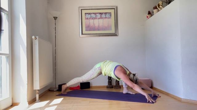 Хатха йога с Катей | Hatha Yoga 60 Minutes | Katia Valnert