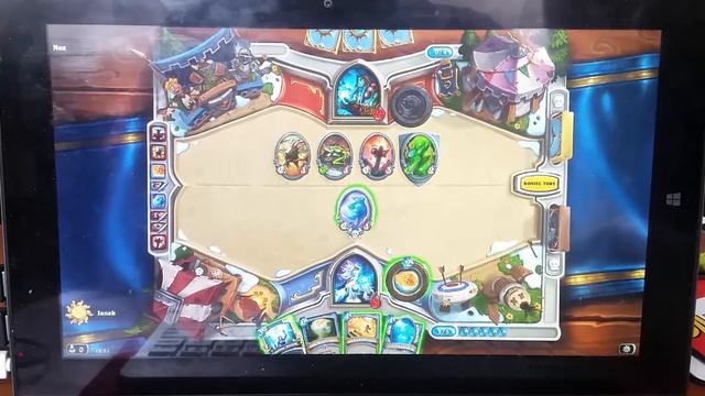 Hearthstone na chińskim tablecie Teclast X3 Pro z Windows 10 смотреть онлайн