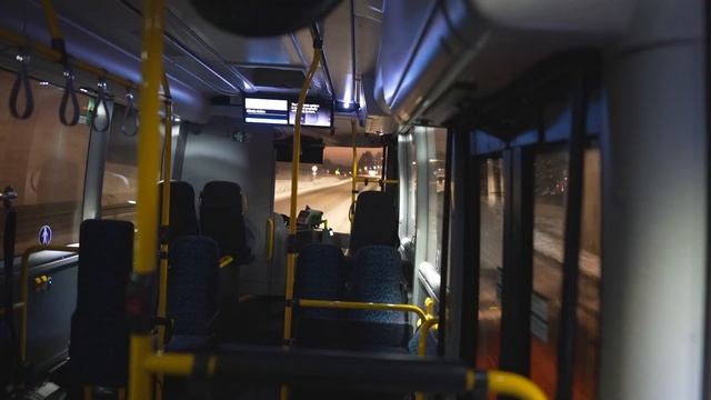 Sweden, Stockholm, bus 583 night ride from Arlanda to Märsta Station смотреть онлайн