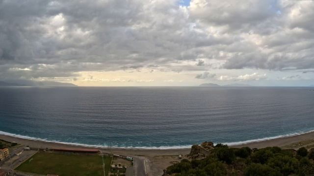 Pause relaxante au sommet du château de Milazzo en contemplant la mer & les Iles Eoliennes en Sicil смотреть онлайн