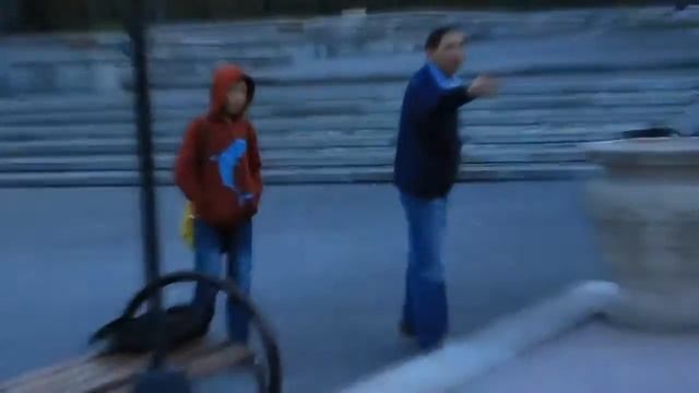 Агрессивный мужичок смотреть онлайн